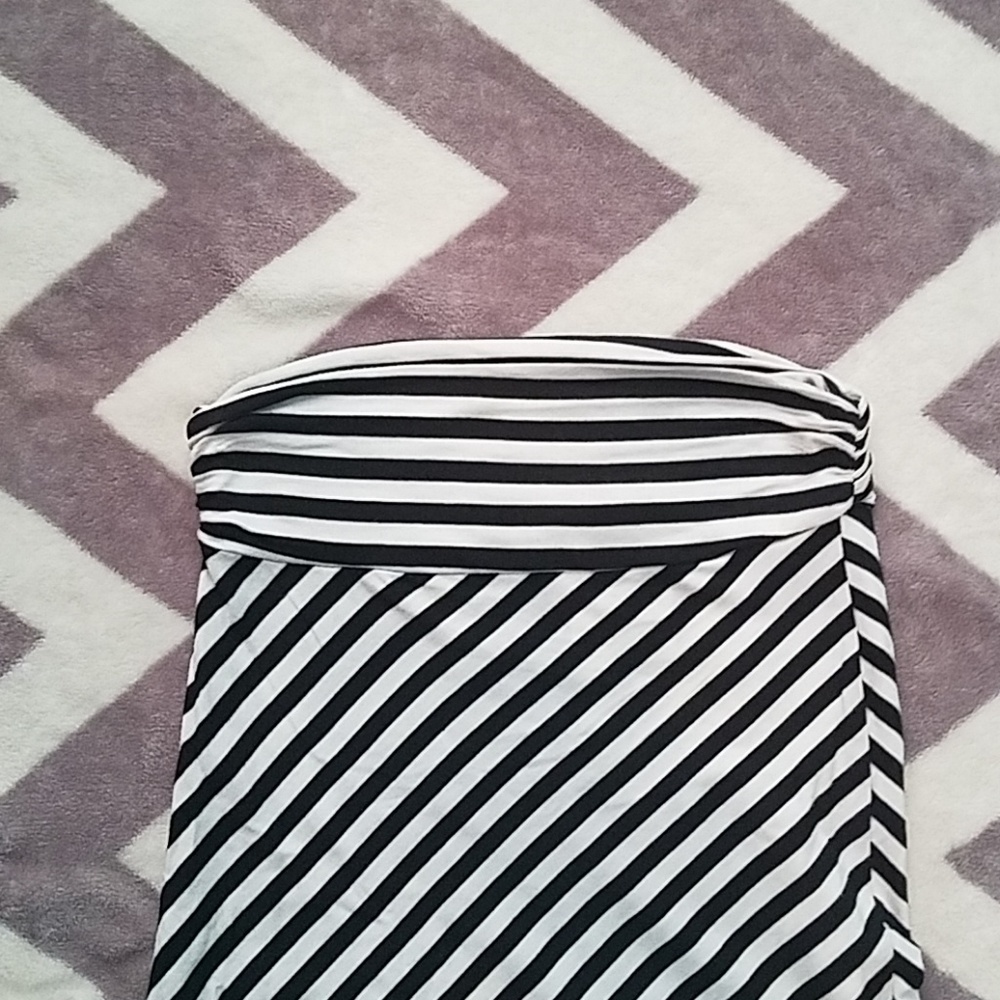 Black/white striped maxi skirt